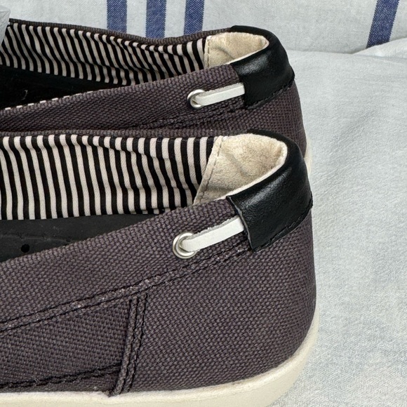 CROCS Wala Canvas Shoes, Blue-Grey, NWOT, Size 9 - Picture 3 of 8